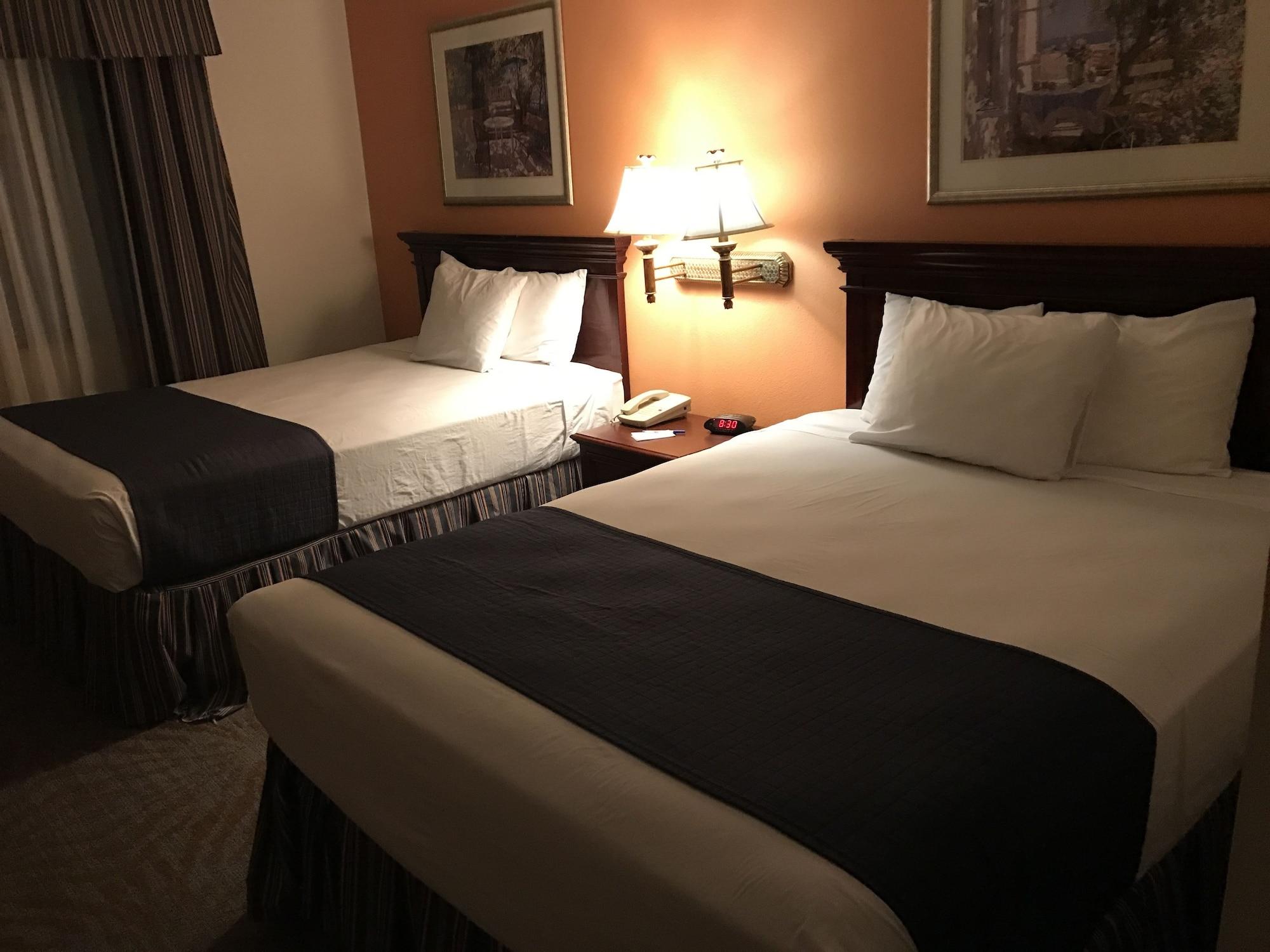 Super 8 By Wyndham Lubbock West Hotel Buitenkant foto