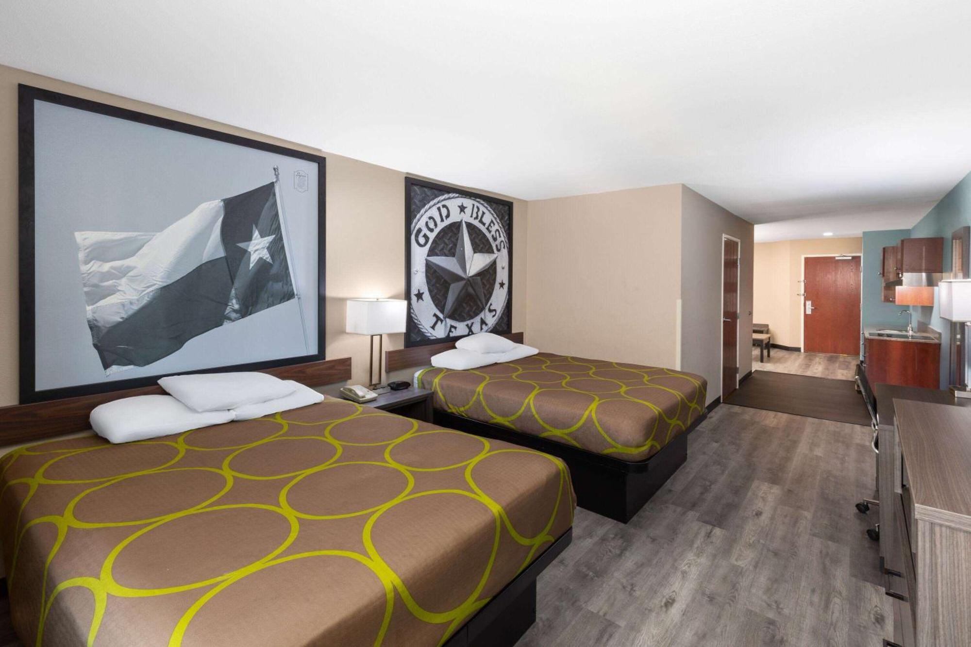 Super 8 By Wyndham Lubbock West Hotel Buitenkant foto